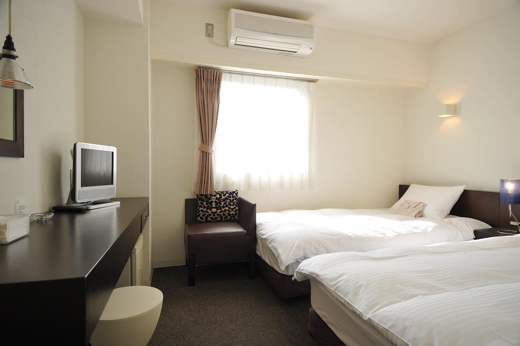 7 Days Hotel Plus Kochi  Phòng bức ảnh