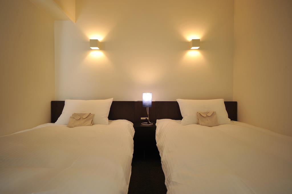 7 Days Hotel Plus Kochi  Phòng bức ảnh