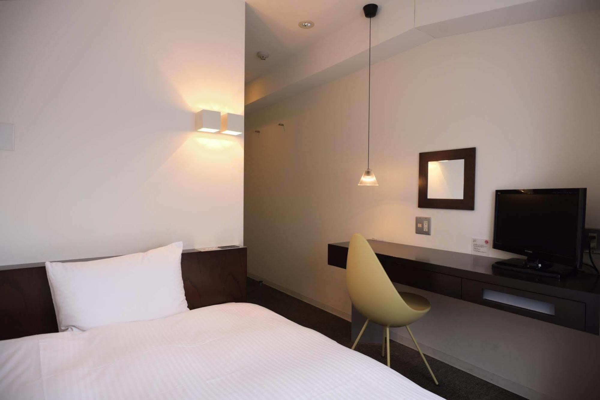 7 Days Hotel Plus Kochi  Ngoại thất bức ảnh