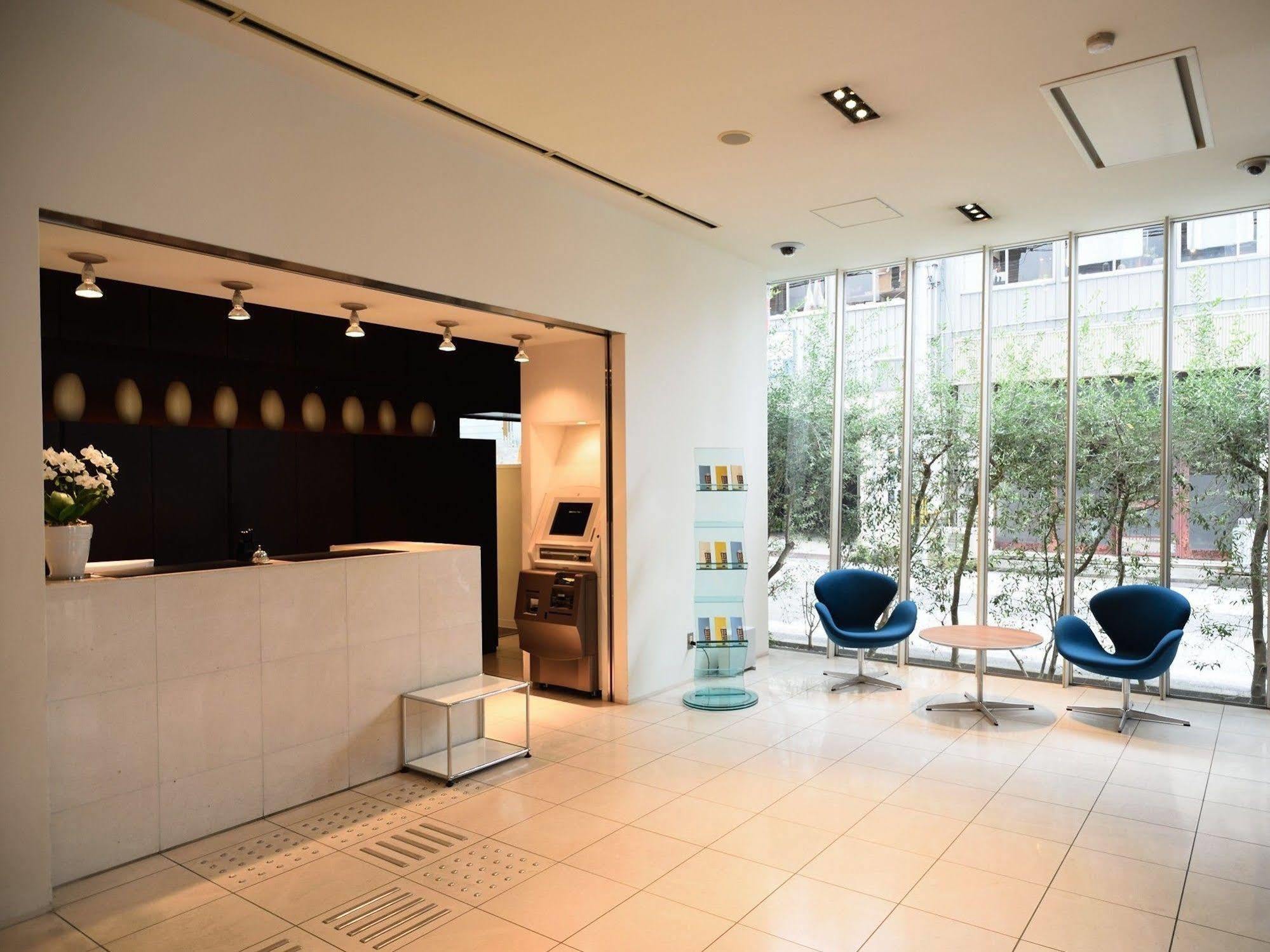 7 Days Hotel Plus Kochi  Ngoại thất bức ảnh