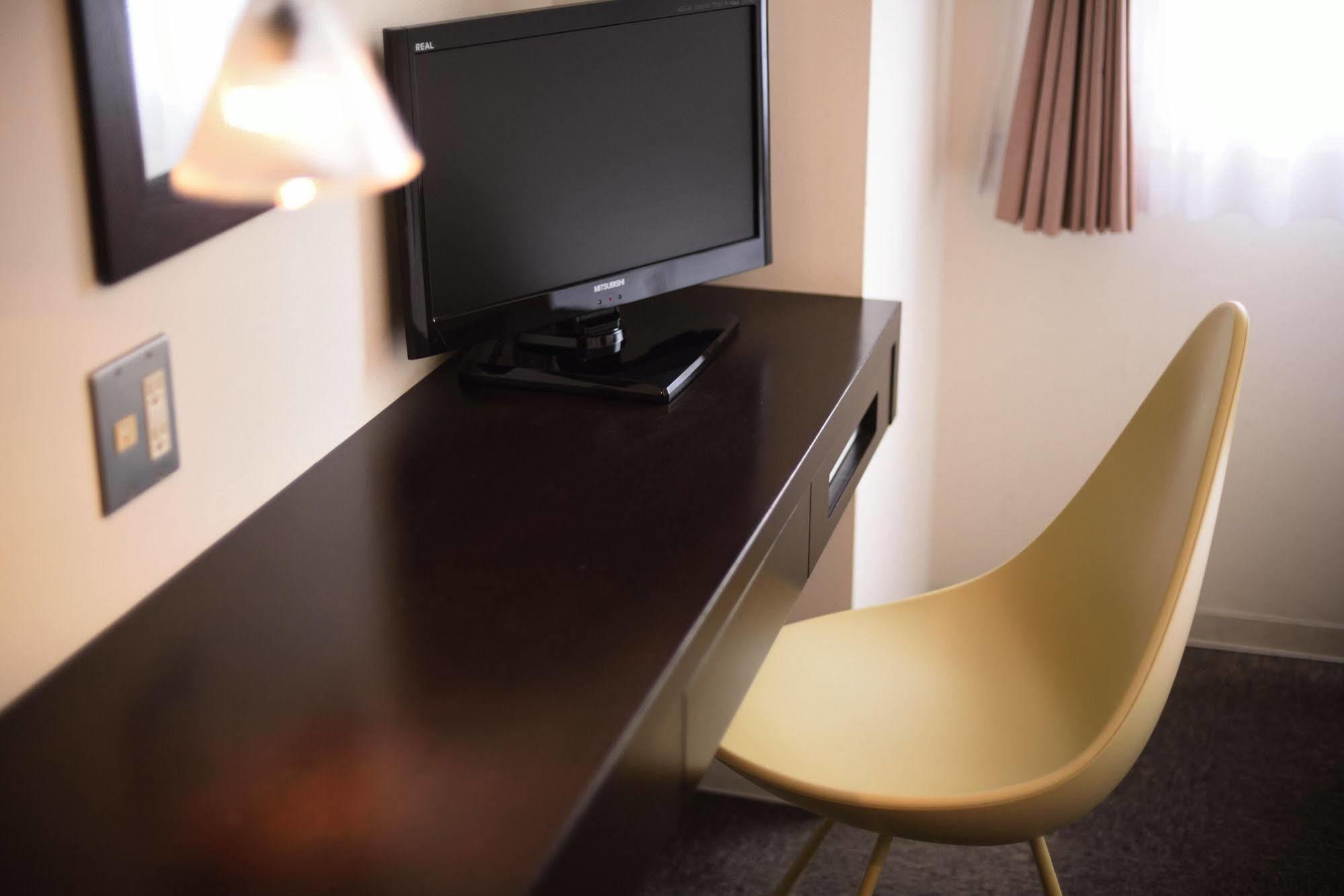 7 Days Hotel Plus Kochi  Ngoại thất bức ảnh